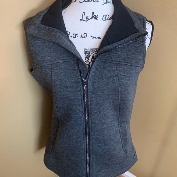 Betsy Johnson Grey performance vest Large - Picture 4 of 6